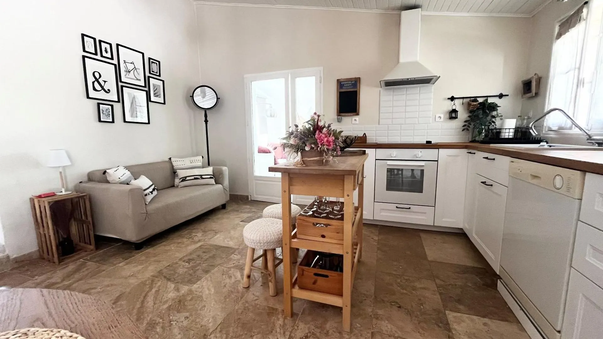 Maison Provencale Au Calme De La Campagne Avec Jacuzzi Aix-en-Provence 0*,