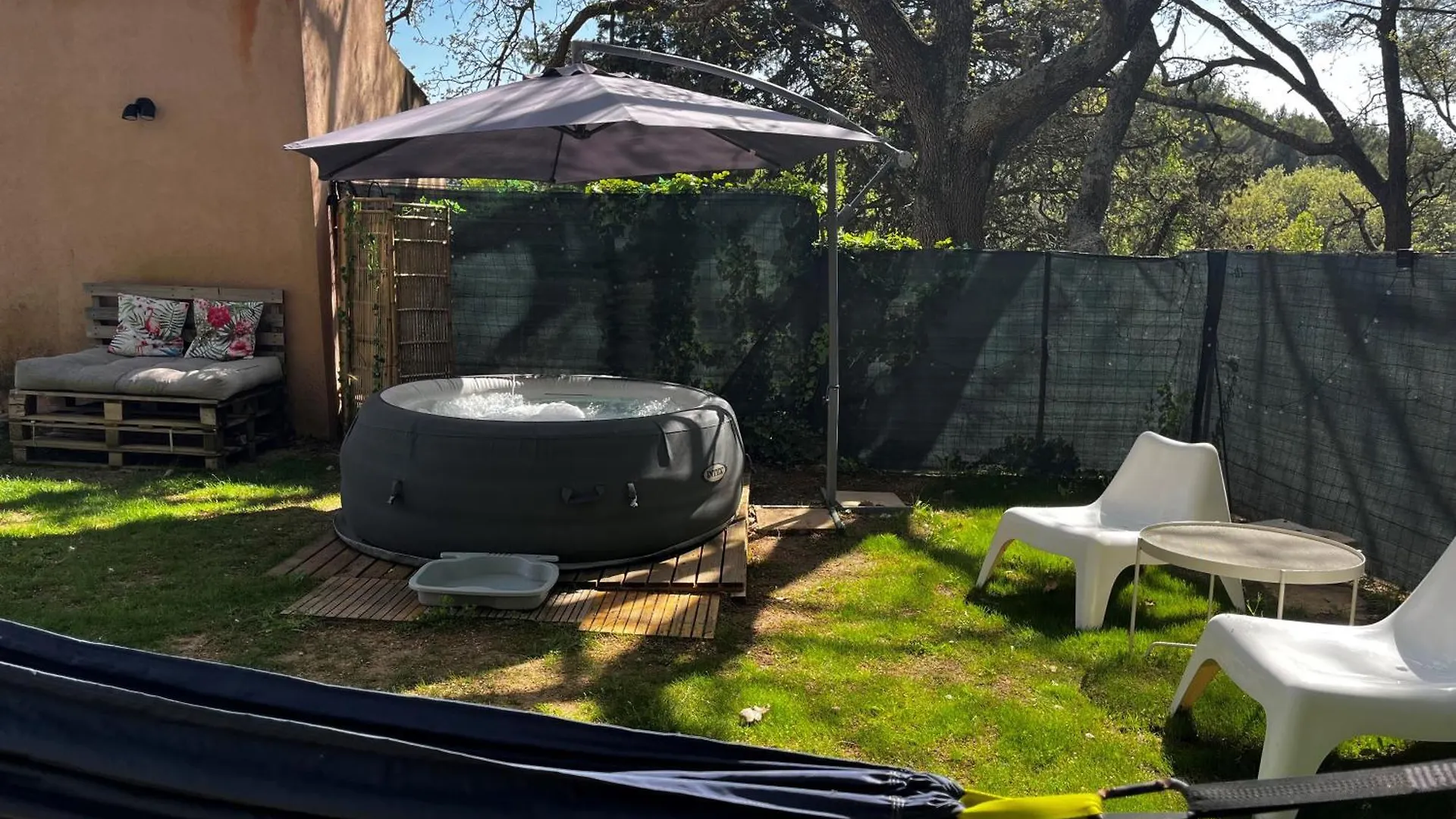 Maison Provencale Au Calme De La Campagne Avec Jacuzzi Apartman Aix-en-Provence